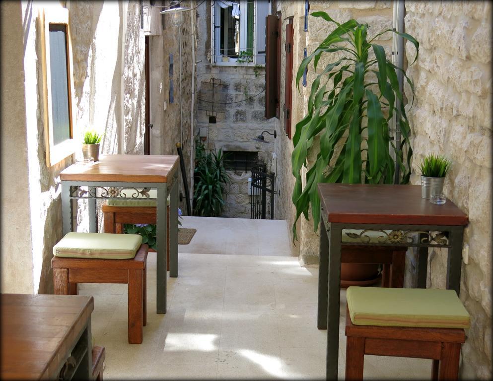 Apartments & Rooms Tiramola - Old Town Trogir Zewnętrze zdjęcie