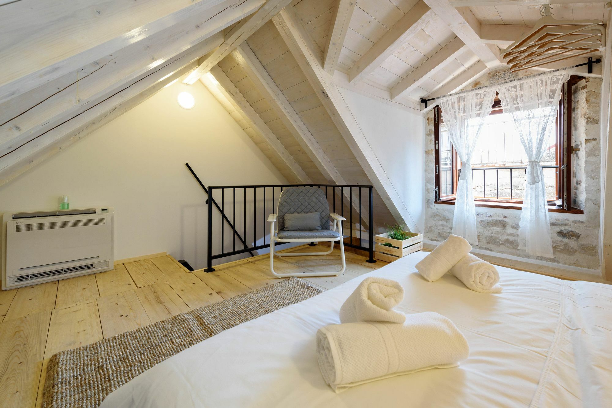 Apartments & Rooms Tiramola - Old Town Trogir Zewnętrze zdjęcie